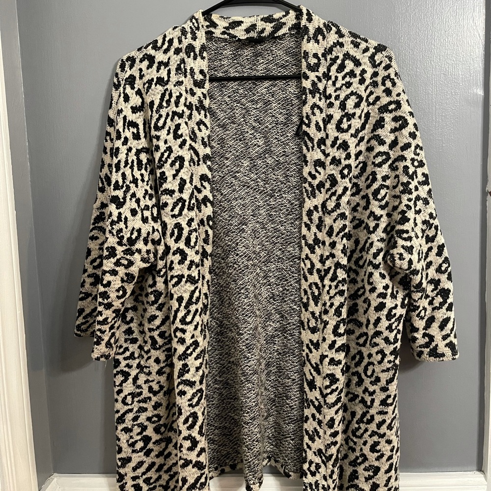 Attention XL Animal Print 3/4 Sleeve Length Cardigan